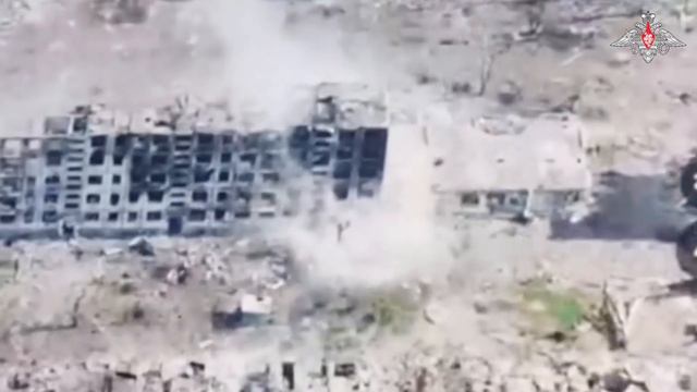 Боевая работа экипажа танка Т-90М «Прорыв« ВДВ