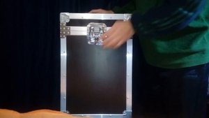 Кейс (кофр, ящик для музыкальных инструментов)