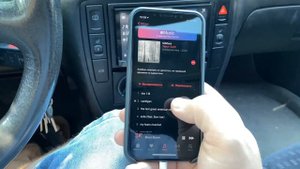 Как подключить IPhone к магнитофону в машине, без аукса. Самый верный способ.