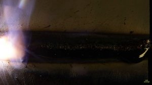 Как сварить горизонтальный шов электродами? Берем горелку полуавтомата в правую руку...и