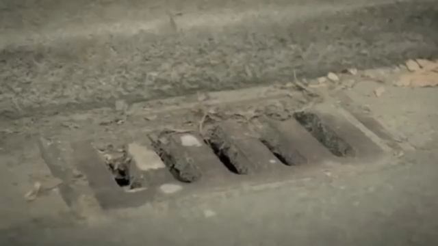 Hier Nen Euro but it's Sins of The Father смотреть онлайн