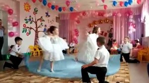 Очень трогательное видео для детского сада на выпускной «Белые облака»