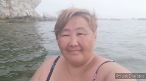 Путешествие на машине к морю сыном. Какая она тёплая и грязная. Первый раз в жизни. Просто бухта.