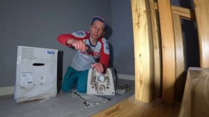 Как правильно установить настенный унитаз скрытого монтажа.