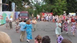 Танцы в городском парке, люди танцуют в городе Орле, город Орёл, день города Орла, 5 августа 2018