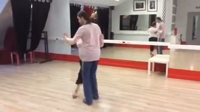 Tango практика в EdissaDNItango с Юрием Турецким. смотреть онлайн