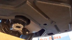 Такого днища я ещё не видел! Смотрим китайский кроссовер Voyah Free