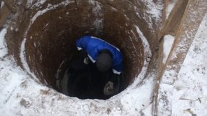 Копаем колодец зимой. копанка.рф