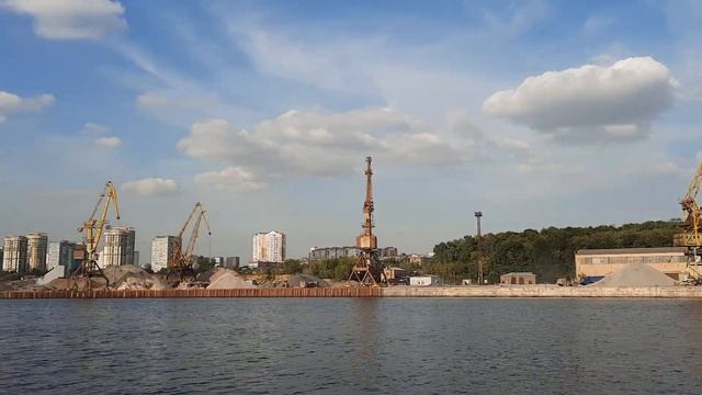 речной трамвайчик северный речной вокзал - Захарково смотреть онлайн