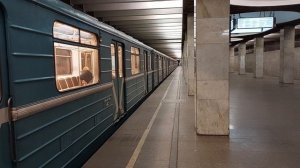 Станция метро "Орехово" // 13 апреля 2022 года
