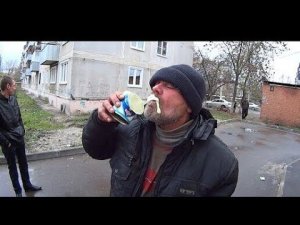 На что готов мужик ради 300 руб / Выпил 3 банки сгущенки за 2 мин