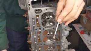 11) Сборка м111 мотора (ГБЦ притирка клапанов и замена сальников.). Mercedes-Benz W124