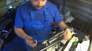 Замена сальников вилки Yamaha BT1100 Bulldog