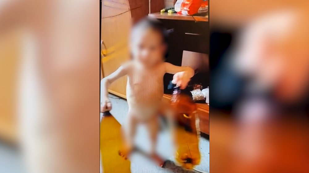 Запирала дома и кормила кошачьим кормом: у жительницы Тольятти изъяли двух сыновей / События на ТВЦ