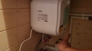 Водонагреватель Zanussi. Не ошибитесь с выходами воды, а если ошиблись смотрите это видео!