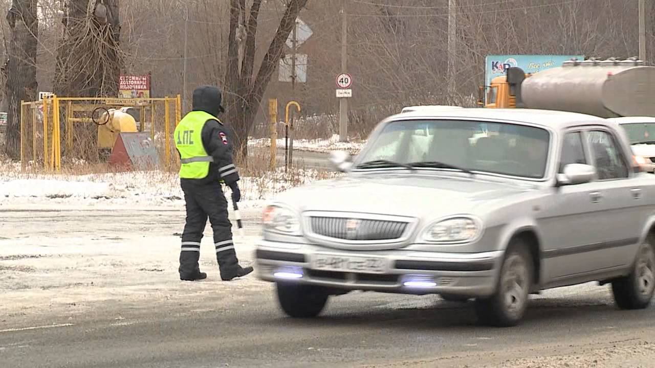 Сотрудник бийск. Здание ГАИ В Бийске. Красивые номера Бийск ГАИ.