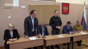 Вице-мэр Брянска Сергей Антошин выслушал родителей 13-й школы перед капремонтом