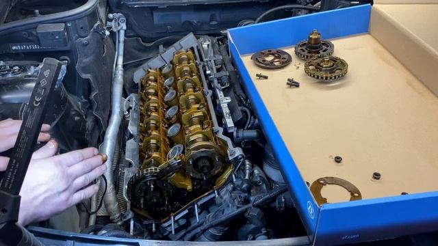 BMW M54 Маслосьёмные колпачки и гидрокомпенсаторы замена.BMW M54 Маслосьёмные колпачки и гидрокомпен