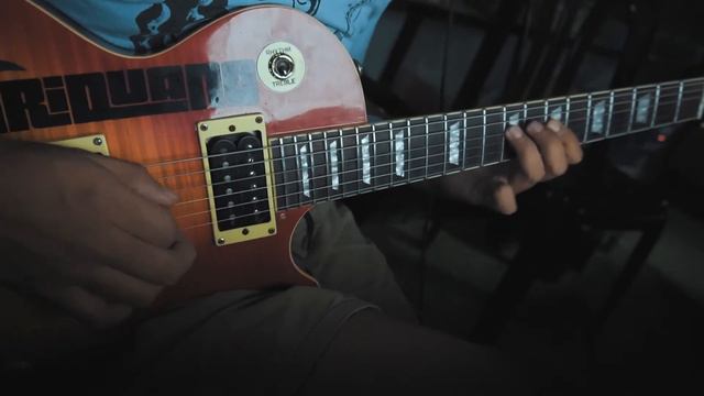 Play With Les Paul Tone + Atomic Amplifire 12 смотреть онлайн