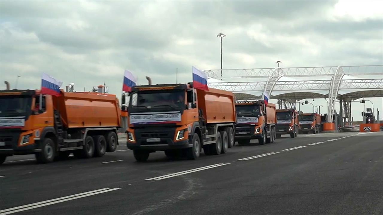 Досрочно запущено движение по двум автострадам в Ростовской области и Краснодарском крае