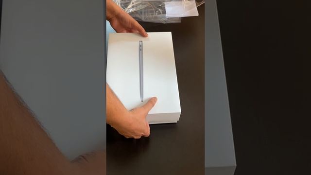 Apple MacBook Air M1-Chip with student discount, 2021 from Apple India unbox experience.. смотреть онлайн
