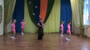 МОУ Петровская СОШ  Танец «Макарена»