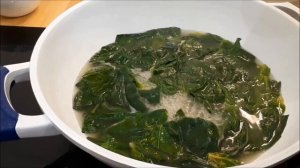 Китайская кухня.  Суп из шпината с яйцом.