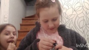 АСМР С ЕДОЙ И С СЕСТРОЙ И ПОДРУГОЙ?