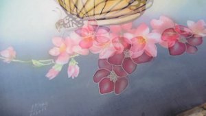 Двух слойный батик. Многослойная картина. Батик бабочка. Картина бабочка.