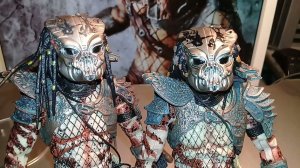 Comparison! Neca Ultimate Guardian Predator (Original vs Reissue).