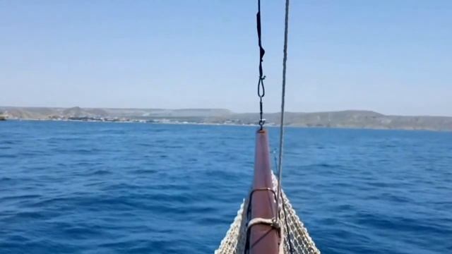 Коктебель. Прогулка морем к Золотым Воротам. ☀SunVideo смотреть онлайн