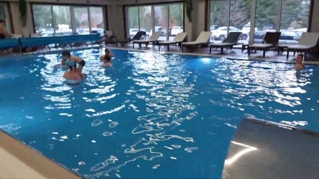 Парк-отель Ая Закрытый бассейн и спа смотреть онлайн