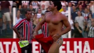 Сисястый мужик!