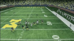 NCAA Football 13 Tips- Read Option