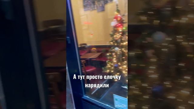 Как украшают кафе и магазины к Рождеству в Сиэтле 🎄