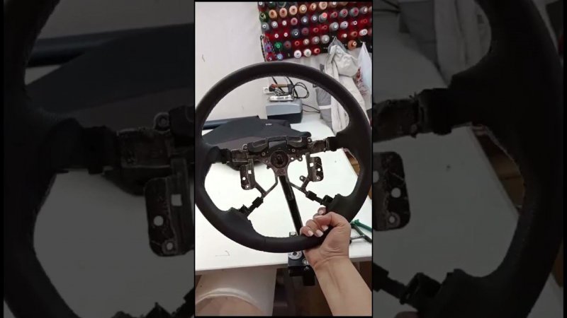 Штатив для перетяжки рулей
