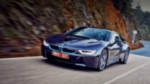 BMW I8 VS бугати
