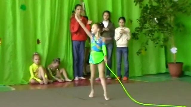 Даша Спесивцева 2002г.р.(скакалка) смотреть онлайн