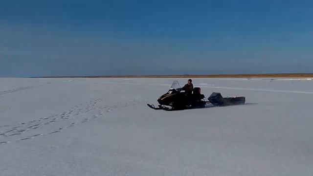 Переезд забереги на снегоходе Тайга 550 SWT смотреть онлайн