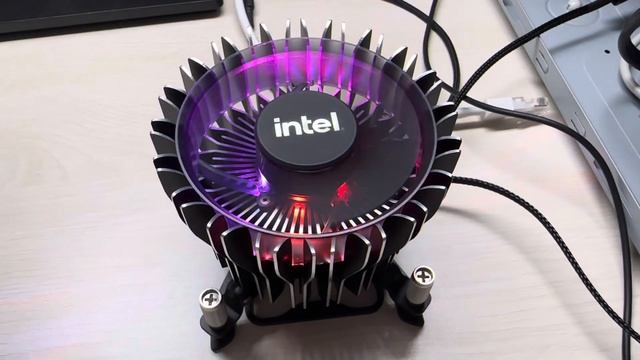 Intel Laminar RH1 RGB смотреть онлайн
