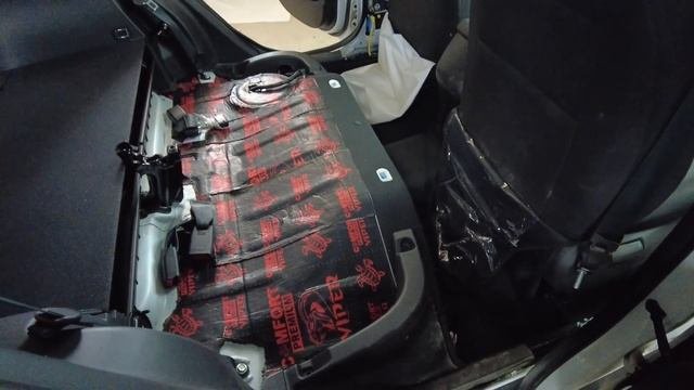 Полная шумоизоляция Hyundai CRETA. День 2: ПОЛ и БАГАЖНИК. Как разобрать, чем клеить?