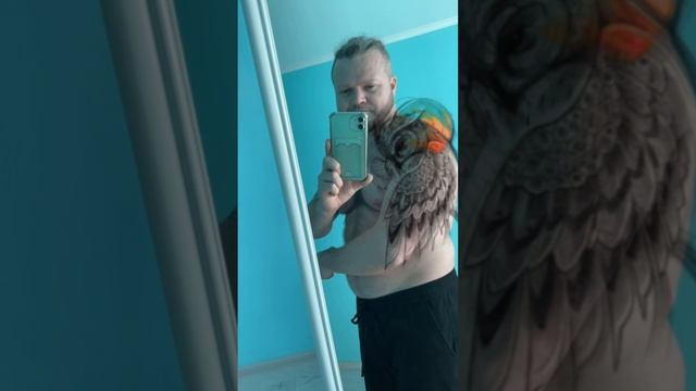 Виртуальная примерка. Свободный эскиз на плечо.