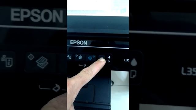 Como fazer a limpeza ejetar tinta pelo painel da Epson L355 quando estiver saindo falhas