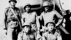 ПРО АРМИЮ РАССКАЗАНО НЕ МАЛО, НО ВОТ ЕЩЁ РАССКАЗ О ТЕХ ГОДАХ...