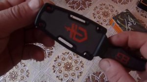 Нож выживания от GERBER.
