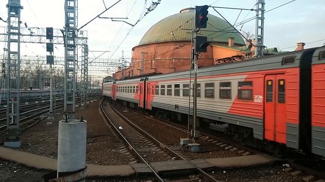 ЭТ2М-055 На Ленинградском вокзале смотреть онлайн