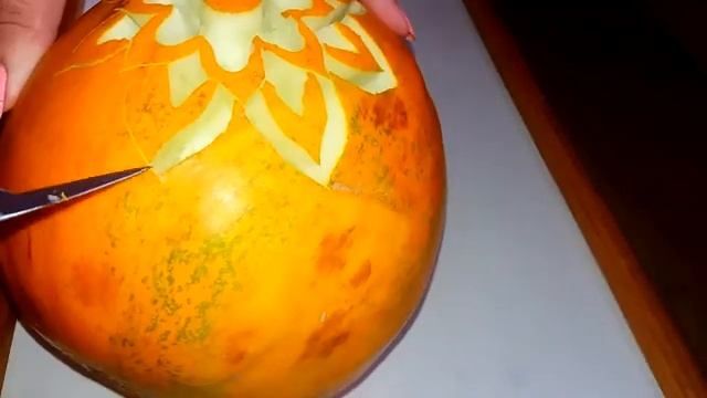 Melon carving. Как сделать корзину из дыни. DIY. Карвинг смотреть онлайн