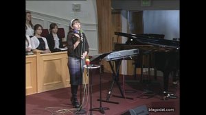 Тает время весенним снегом..- стих..