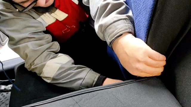 Установка чехлов сидения Лада Гранта FL смотреть онлайн