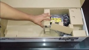 Unboxing Dyson Cyclone v10 Absolute Pro !